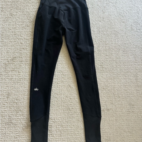 Alo High Waist Lounge Leggings - Picture 3 of 6
